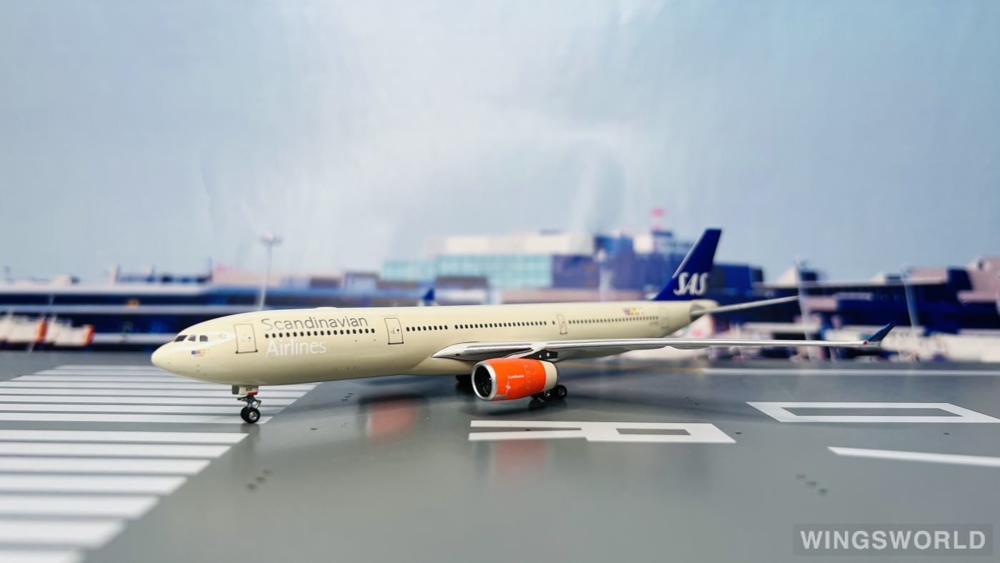 Phoenix 1:400 PH10488 SAS 北欧航空 Airbus A330-300 LN-RKH