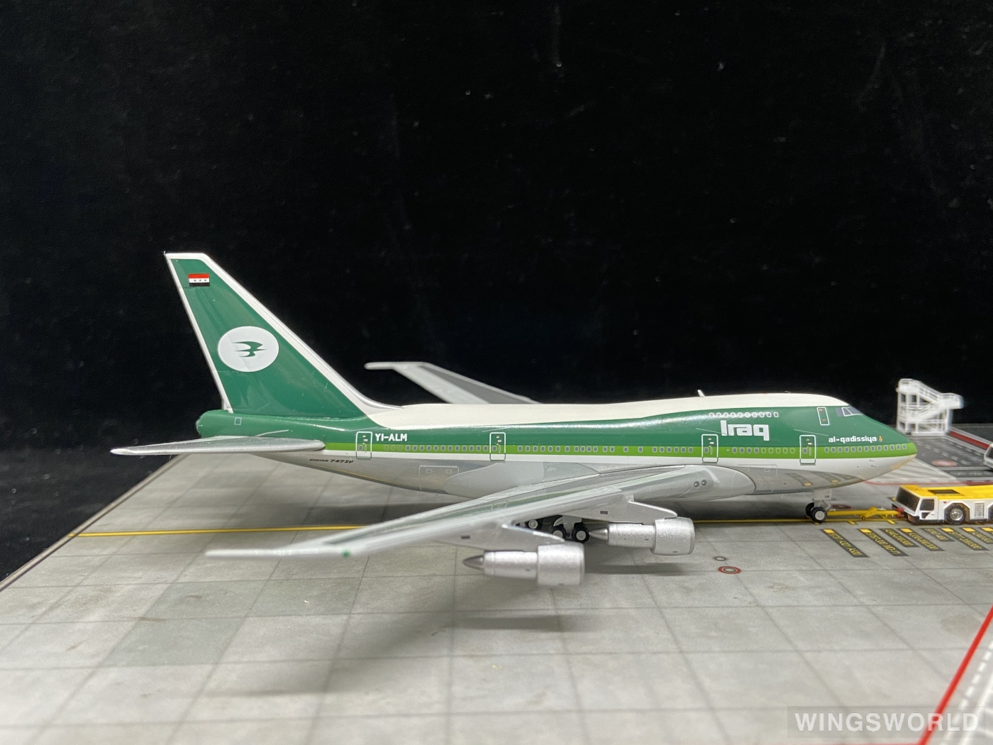 Geminijets 1:400 GJIAW1204 Iraqi Airways 伊拉克航空 Boeing 747SP YI-ALM