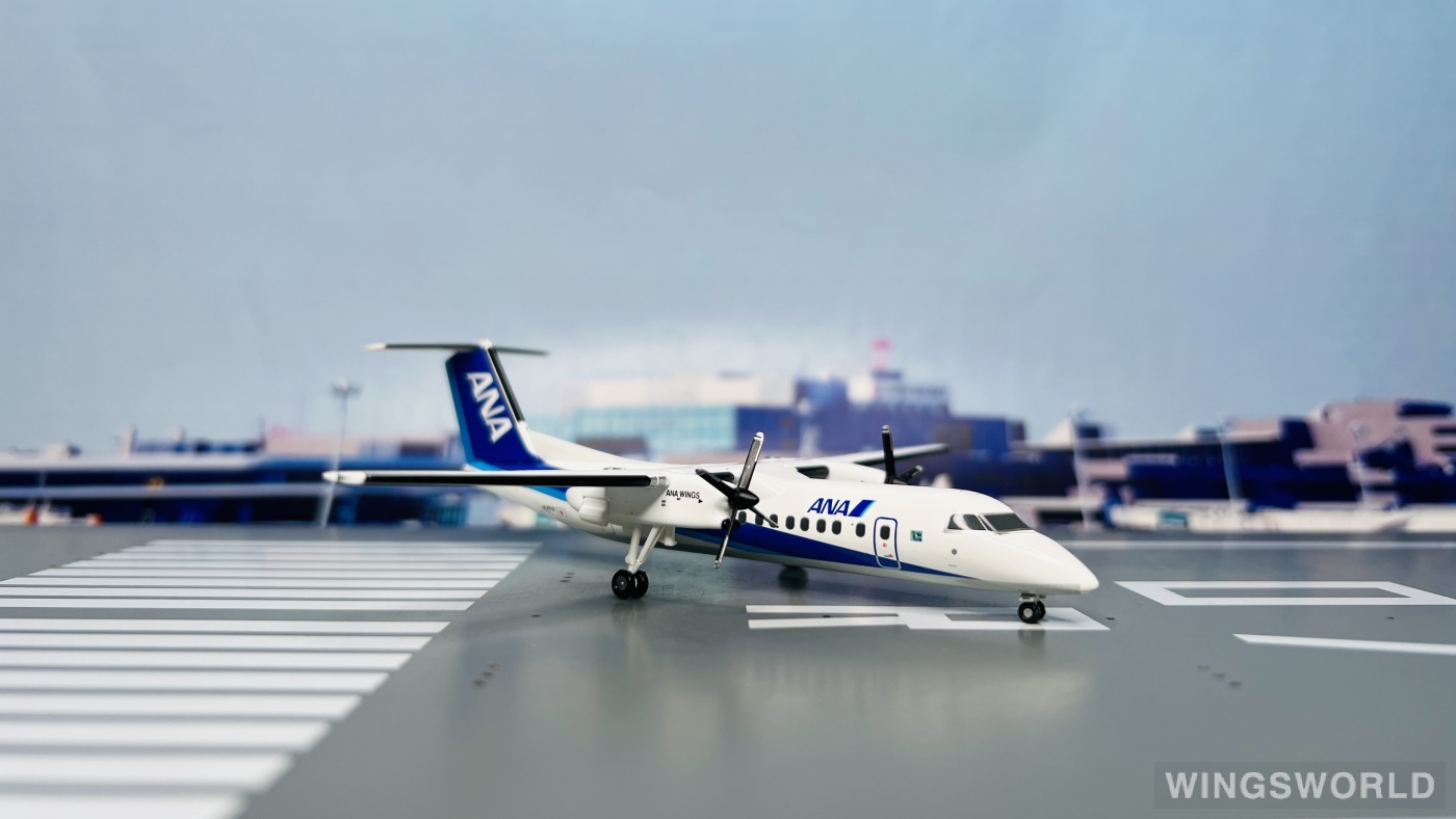 Hogan 1:200 DH28018 ANA 全日空 Bombardier Dash 8-300 JA804K