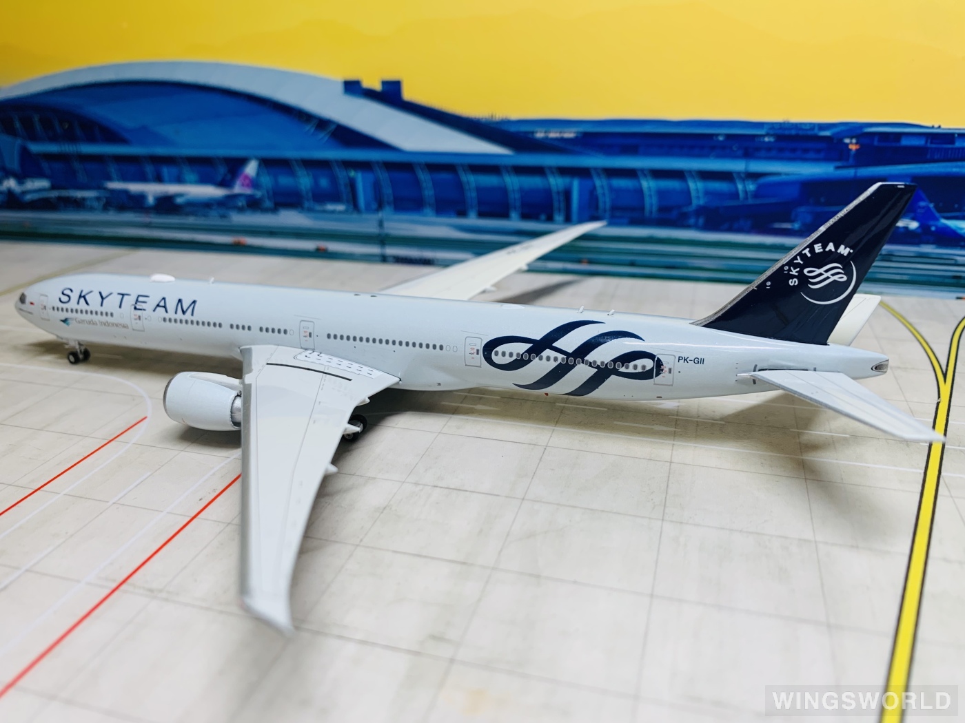 Phoenix 1:400 PH11207 Garuda Indonesia 印度尼西亚鹰航 Boeing 777-300ER PK-GII