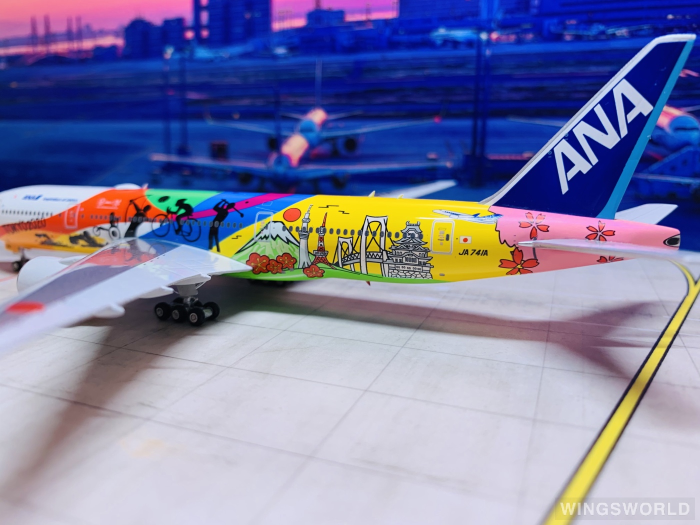 Phoenix 1:400 PH04191 ANA 全日空 Boeing 777-200 JA741A