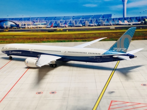 Boeing 波音公司 Boeing 787-10 N528ZC  PH11439 Phoenix 1:400