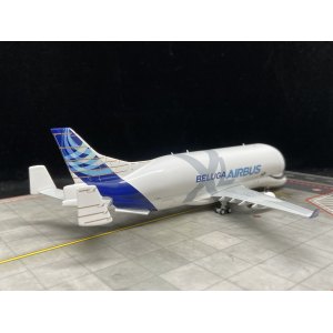 Airbus 空中客车 Airbus A330-700L Beluga XL F-WBXL  LH4141 JC Wings 1:400