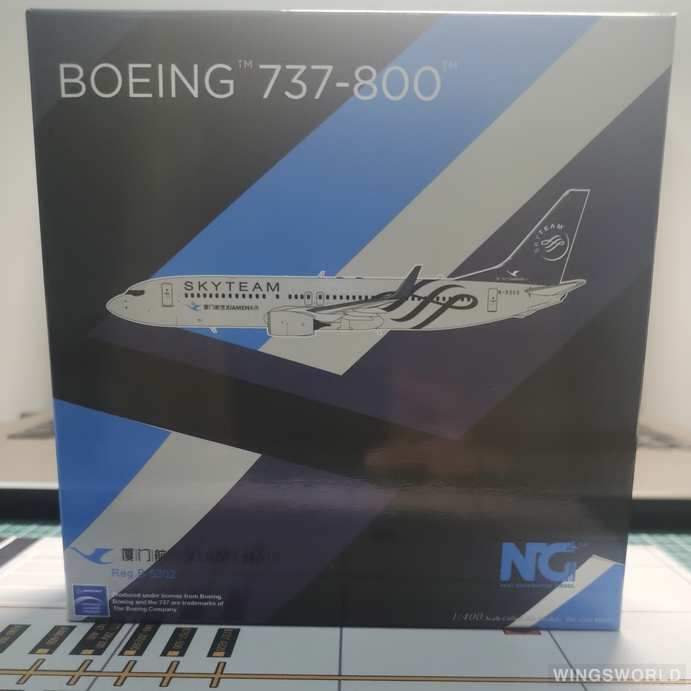 NGmodels 1:400 NG58158 XiamenAir 厦门航空 Boeing 737-800 B-5302