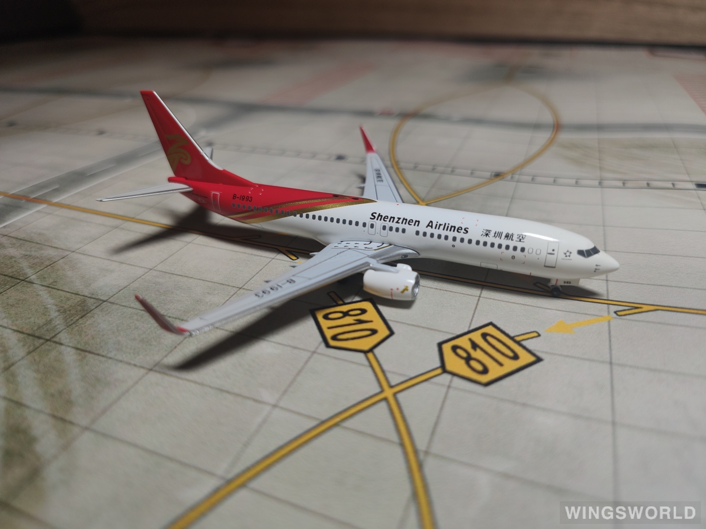 Pandamodel 1:400 PMB1993 Shenzhen Airlines 深圳航空 Boeing 737-800 B-1993