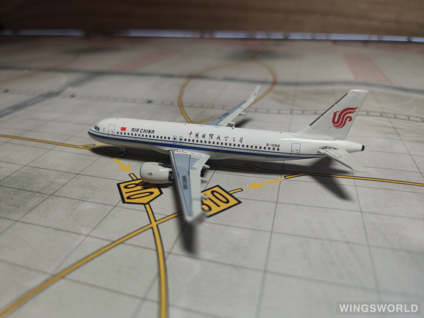 Pandamodel 1:400 PM-B-1068 Air China 中国国际航空 Airbus A320neo B-1068