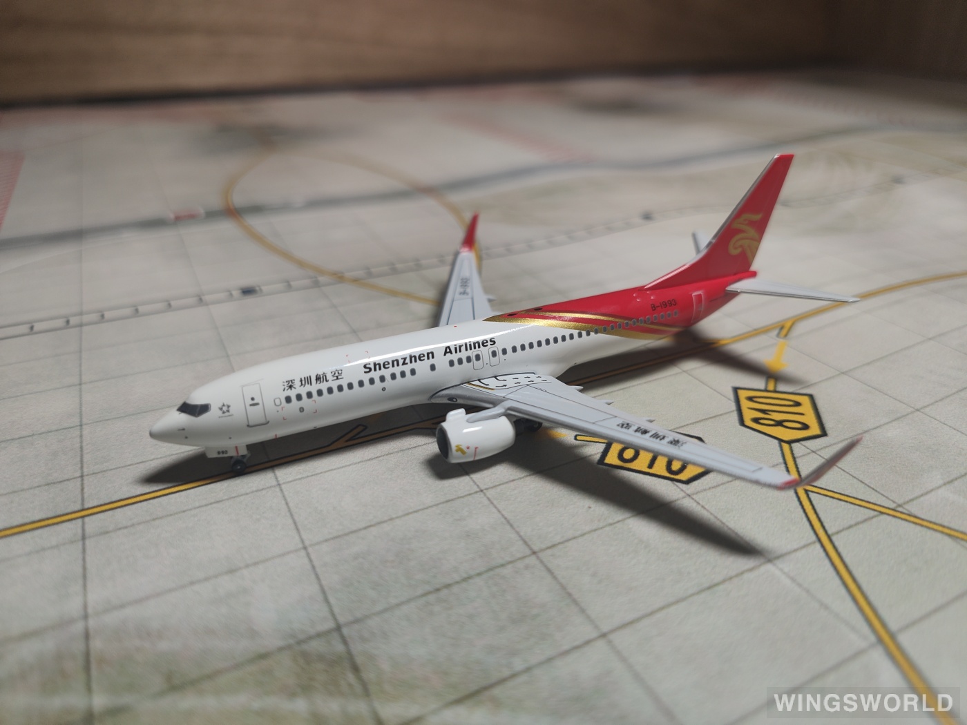 Pandamodel 1:400 PMB1993 Shenzhen Airlines 深圳航空 Boeing 737-800 B-1993