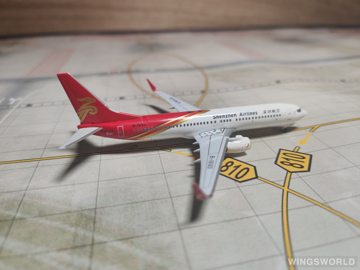 Pandamodel 1:400 PMB1993 Shenzhen Airlines 深圳航空 Boeing 737-800 B-1993