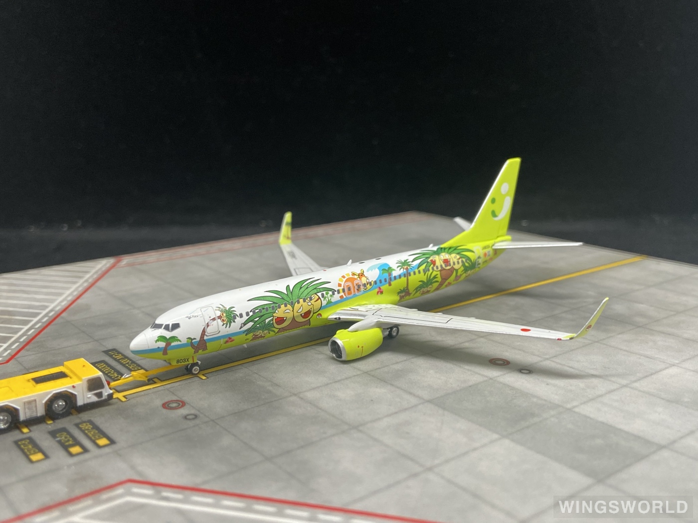 Phoenix 1:400 PH04545 Solaseed Air 空之子航空 Boeing 737-800 JA803X