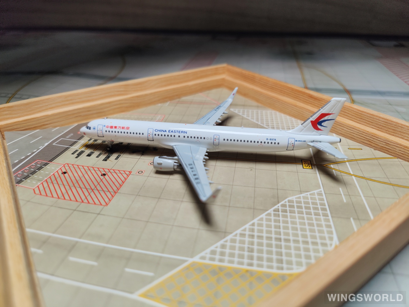 HYJLwings 1:400 HYJL81019 China Eastern 中国东方航空 Airbus A321 B-8978