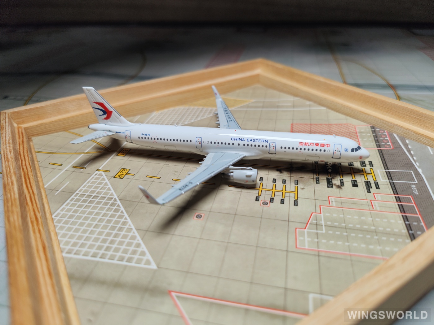HYJLwings 1:400 HYJL81019 China Eastern 中国东方航空 Airbus A321 B-8978
