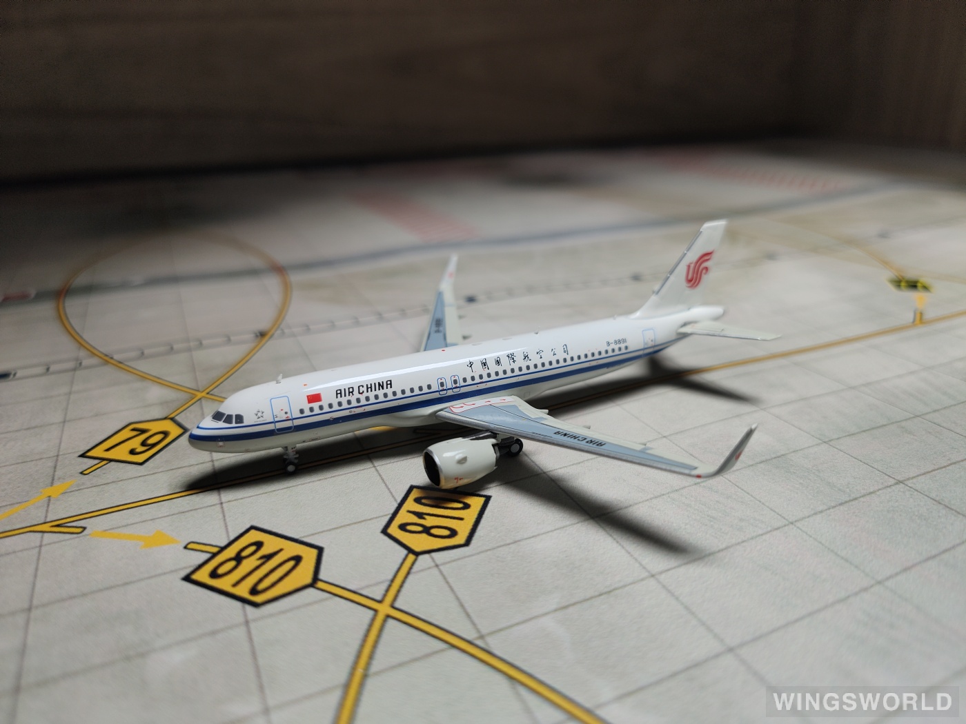 Pandamodel 1:400 PM-B8891 Air China 中国国际航空 Airbus A320 B-8891