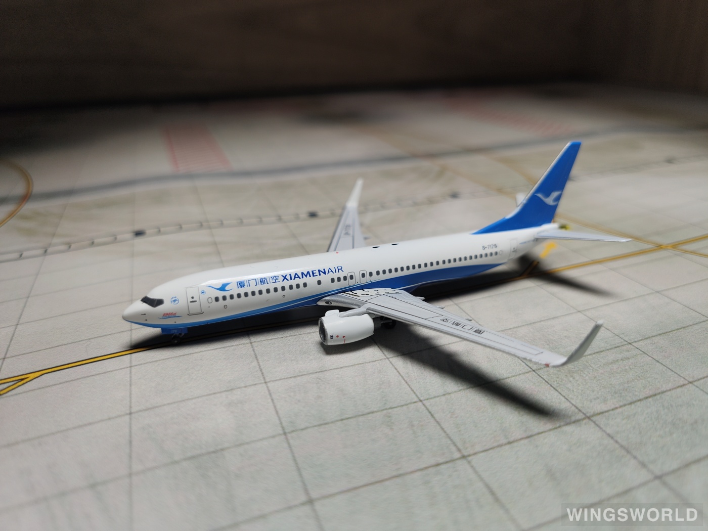 Pandamodel 1:400 SKY-PM-015 XiamenAir 厦门航空 Boeing 737-800 B-7178