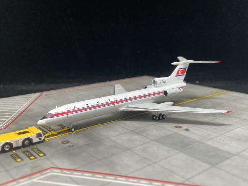 1/200 高麗航空 (Air koryo) Tu-154 P-552 (金属製)
