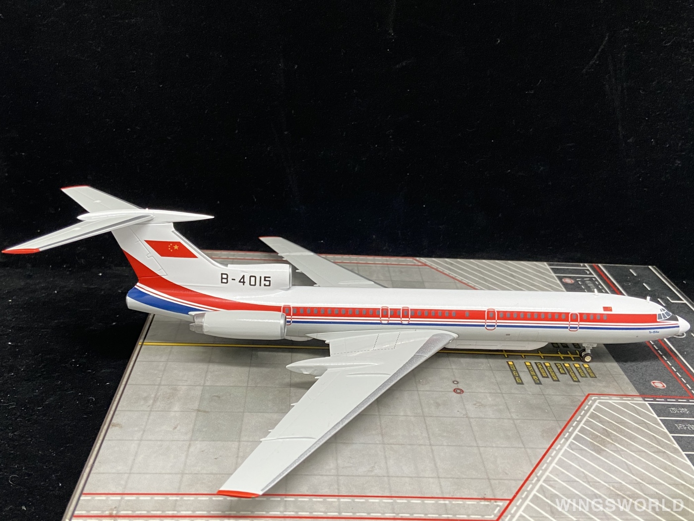 Patriot 1:200 P-200-04-02 PLAAF 中国空军 Tupolev Tu-154 B-4015