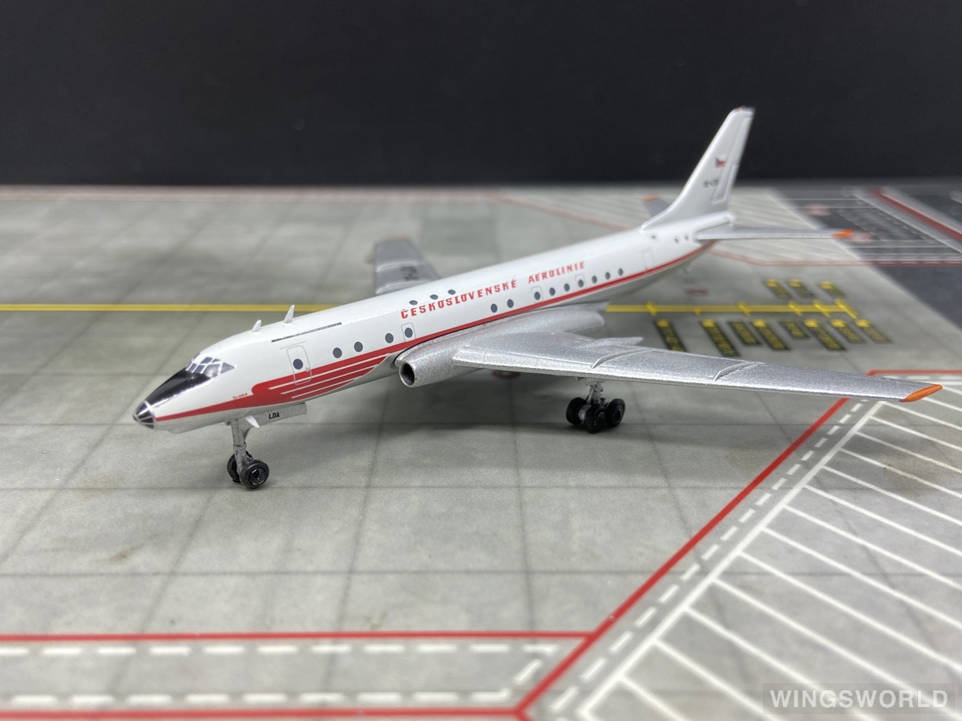 Inflight400 1:400 RETRO4001 Czech Airlines 捷克航空 Tupolev Tu-104 OK-LDA