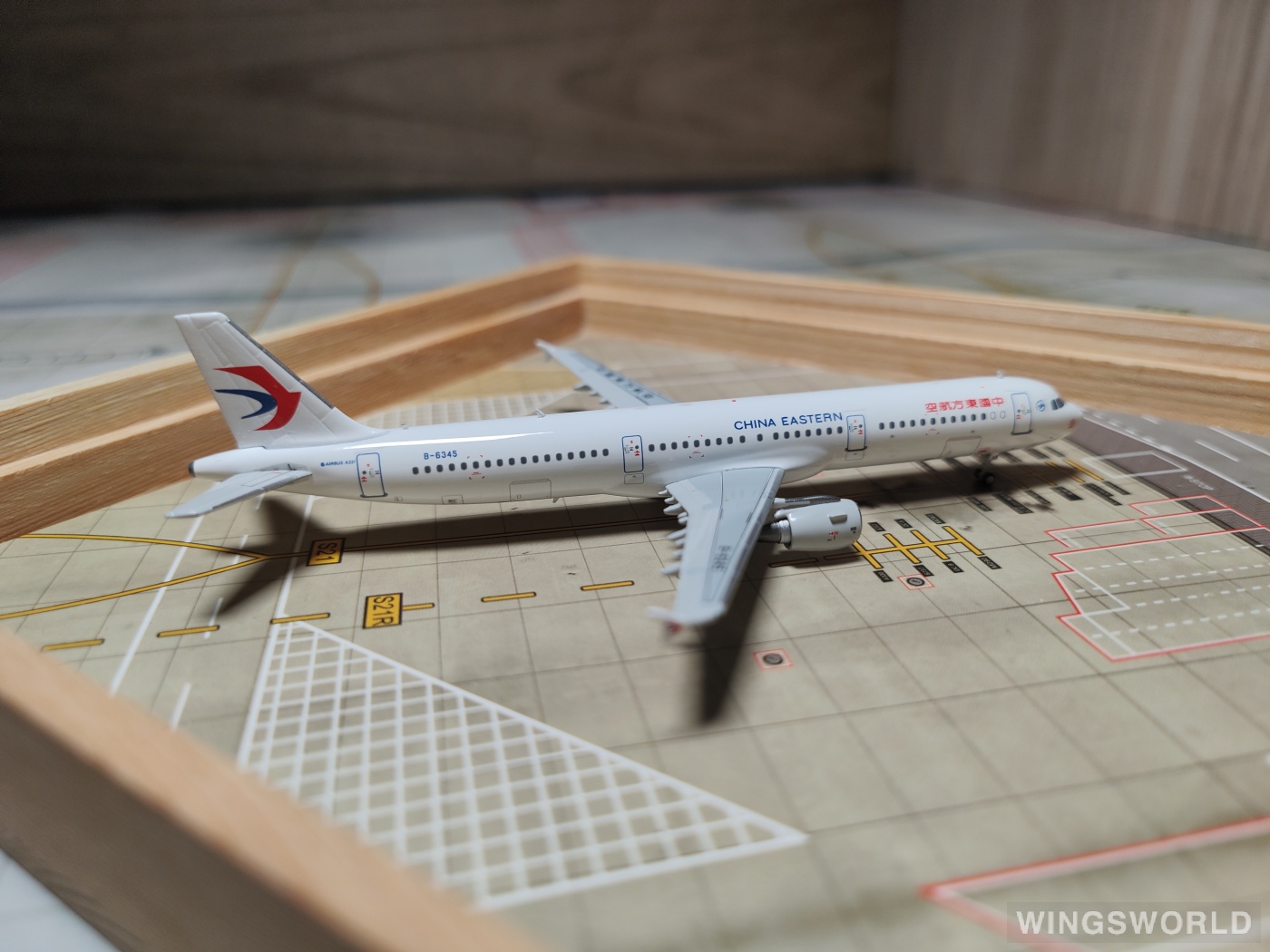 HYJLwings 1:400 HYJL81018 China Eastern 中国东方航空 Airbus A321 B-6345