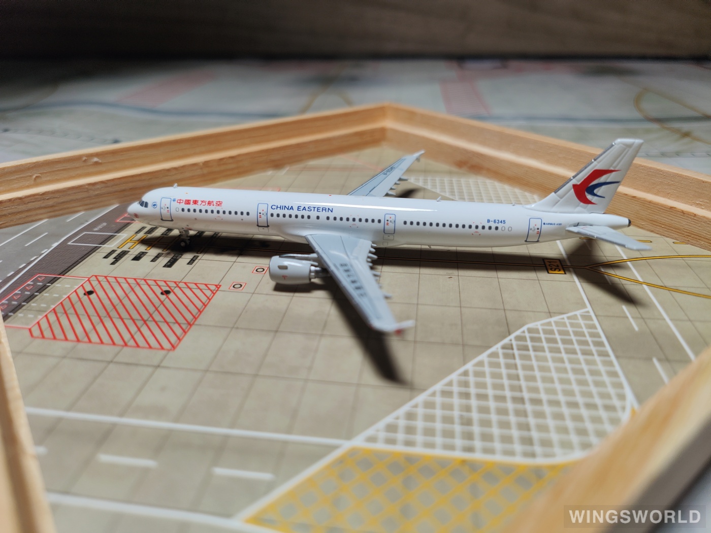 HYJLwings 1:400 HYJL81018 China Eastern 中国东方航空 Airbus A321 B-6345