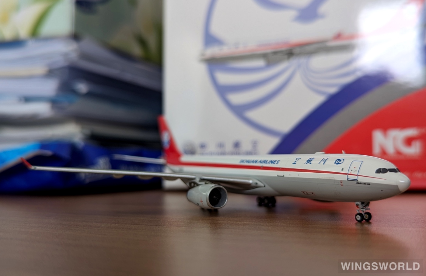 NGmodels 1:400 NG62059 Sichuan Airlines 四川航空 Airbus A330-300 B-32D2