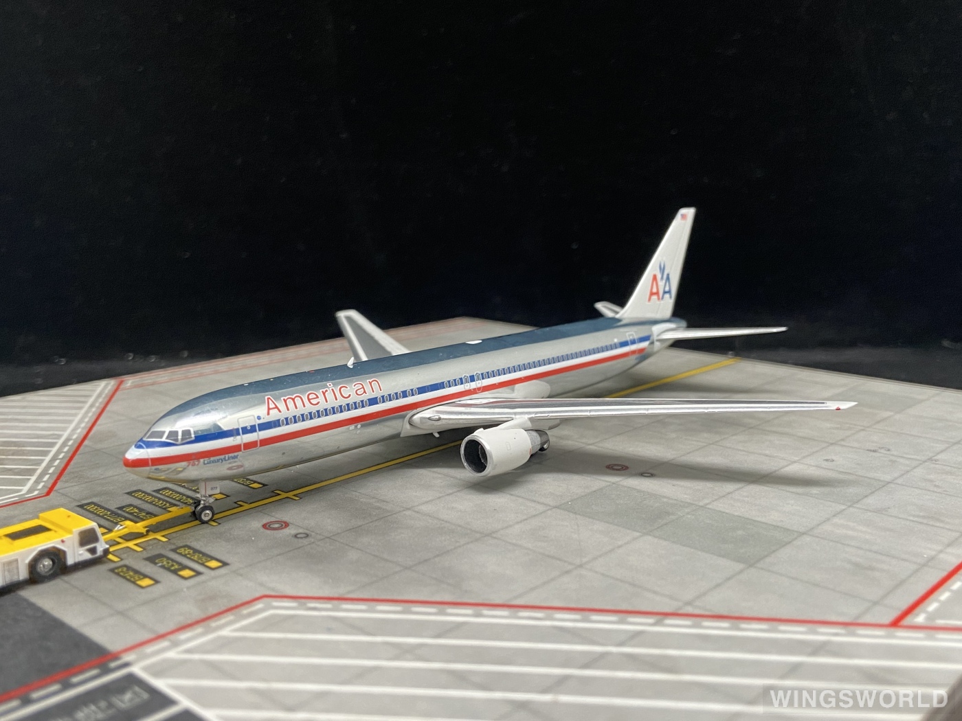 Phoenix 1:400 PH04554 American Airlines 美国航空 Boeing 767-300ER N377AN