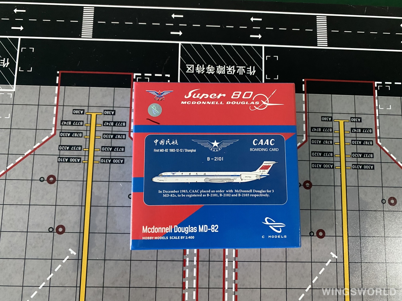 YU MODEL 1:400 YU0016 CAAC 中国民航 McDonnell Douglas MD-82 B-2101
