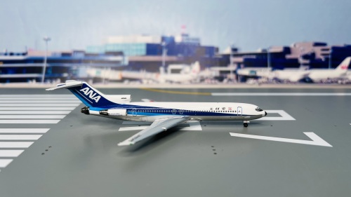 ANA 全日空 Boeing 727-200 JA8345  AC411227 AeroClassics 1:400
