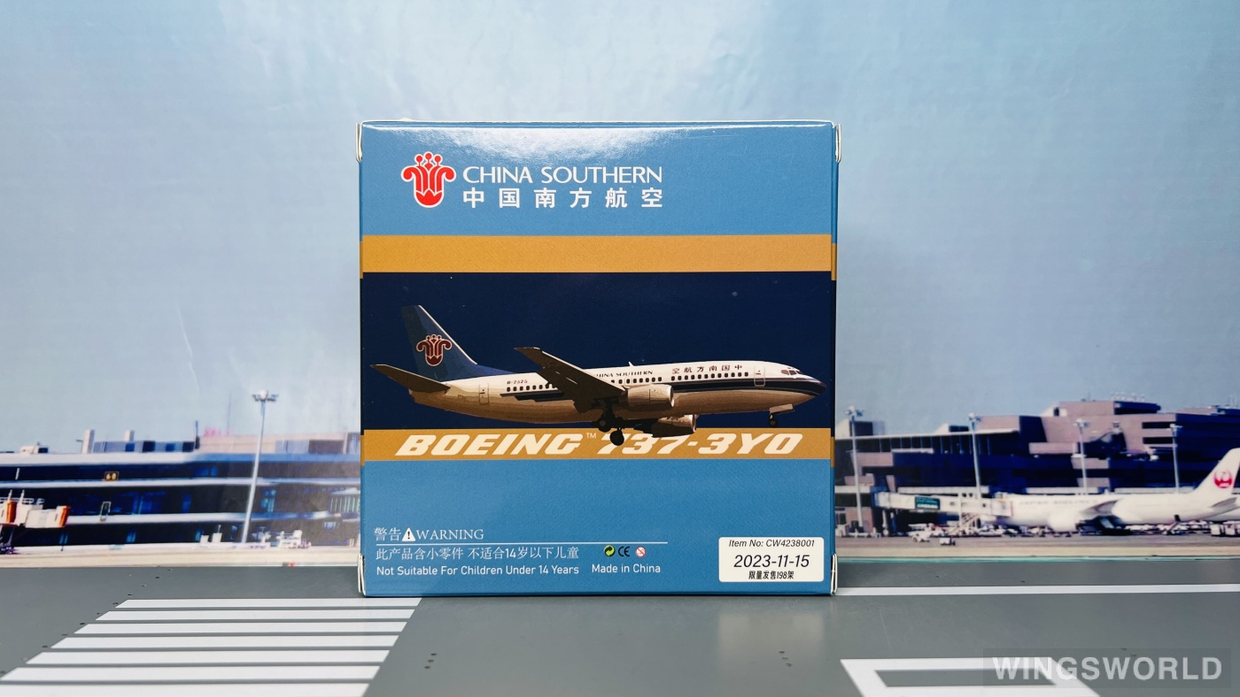 Creating Dreams Wings 1:400 CW4238001 China Southern 中国南方航空 Boeing 737-300 B-2525