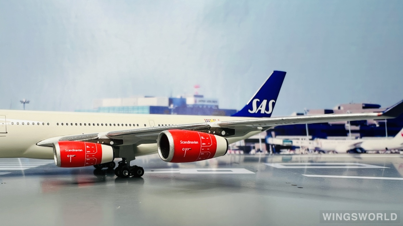 Phoenix 1:400 PH10574 SAS 北欧航空 Airbus A340-300 LN-RKF