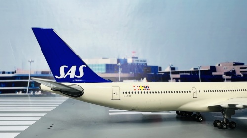 SAS 北欧航空 Airbus A340-300 LN-RKF  PH10574 Phoenix 1:400