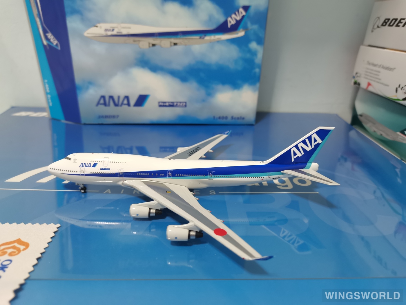 Phoenix 1:400 Boeing 747-400 ANA 全日空PH04371 JA8097 HAPPY Phoenix 1:400 Boeing 747-400 ANA 全日空PH04371 JA8097 HAPPY