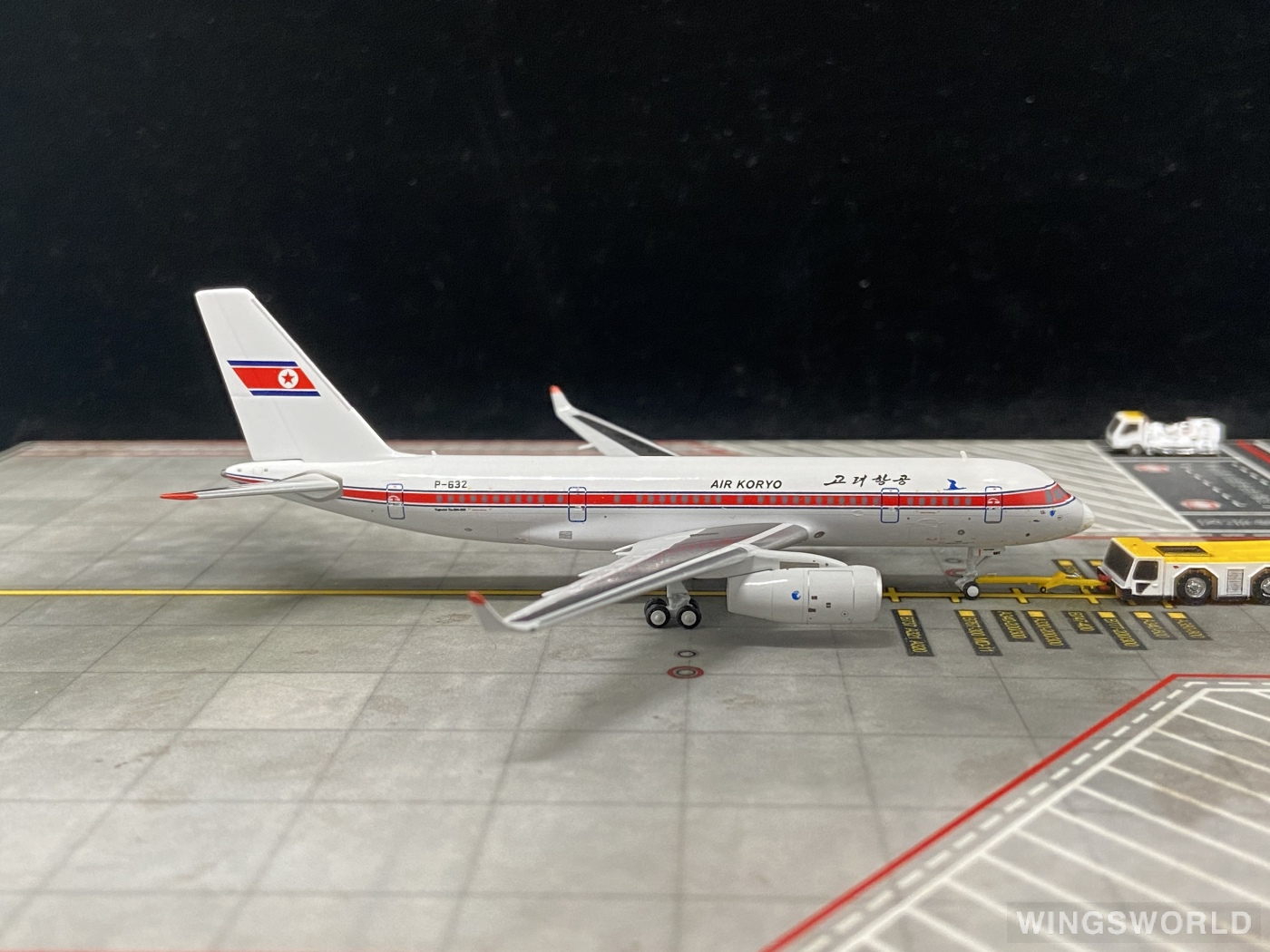 NGmodels 1:400 NG41001 Air Koryo 朝鲜高丽航空 Tupolev Tu-204 P-632