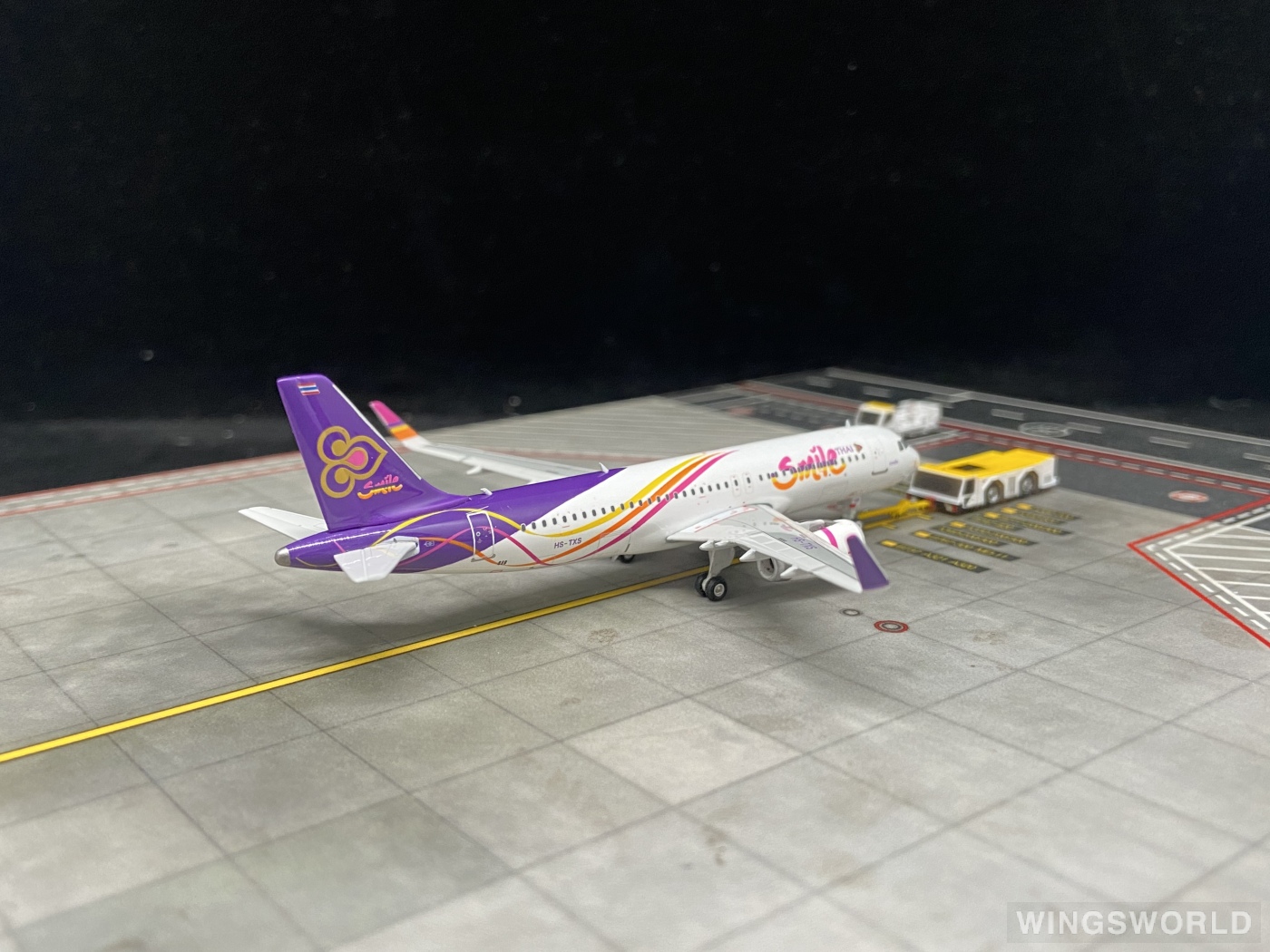 Phoenix 1:400 PH11662 THAI Smile 泰国微笑航空 Airbus A320 HS-TXS