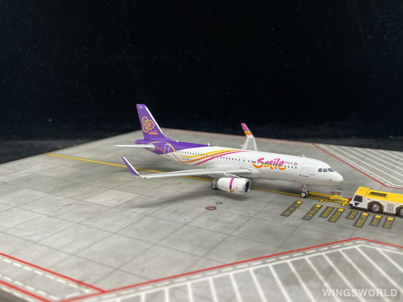 Phoenix 1:400 PH11662 THAI Smile 泰国微笑航空 Airbus A320 HS-TXS