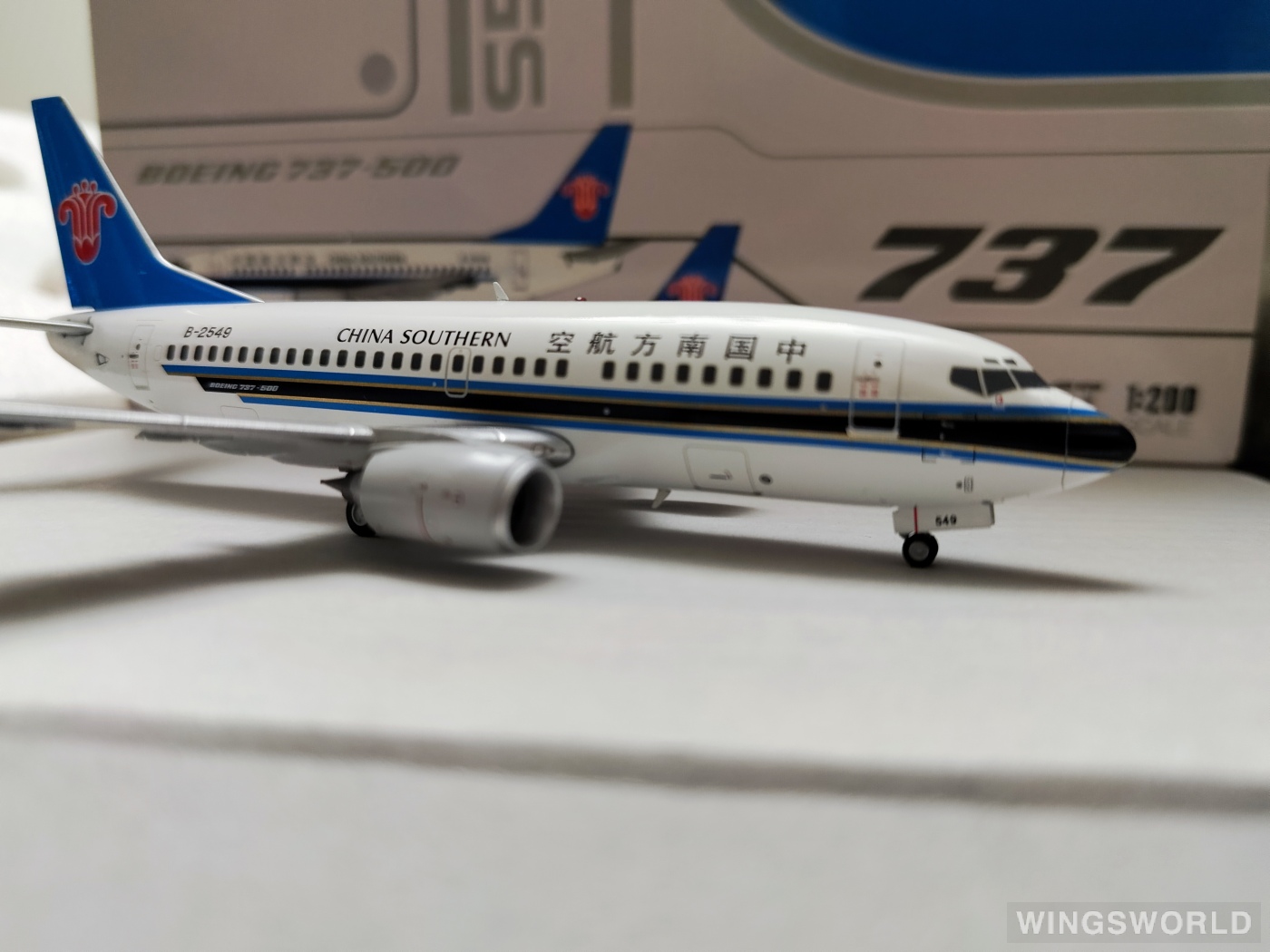 Boeing 737-200 南方航空 (現JTA)1/200 ScaleModelStore.com :: JC Wings 1:200 - XX20230 - China