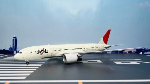 ミ*ン様 SQWings JAL日本航空 B787-8 JA822J 1/200 SQ Wings 1:200 JAL日本航空 B787-8 JA822J