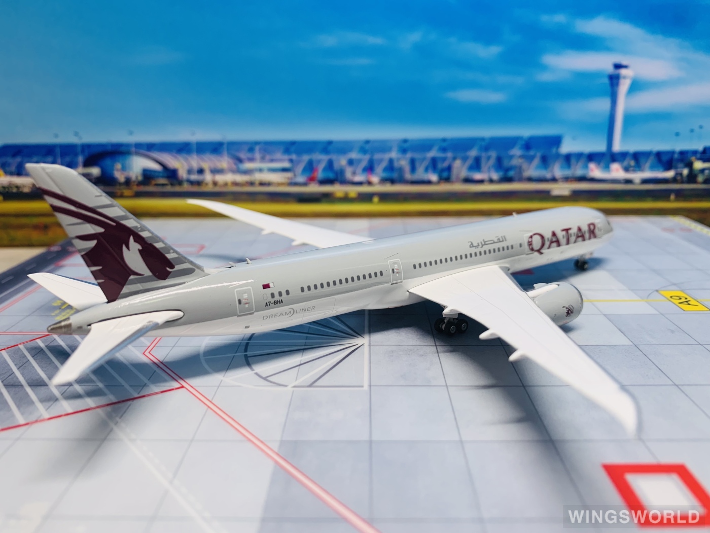 Phoenix 1:400 PH11612 Qatar 卡塔尔航空 Boeing 787-9 A7-BHA