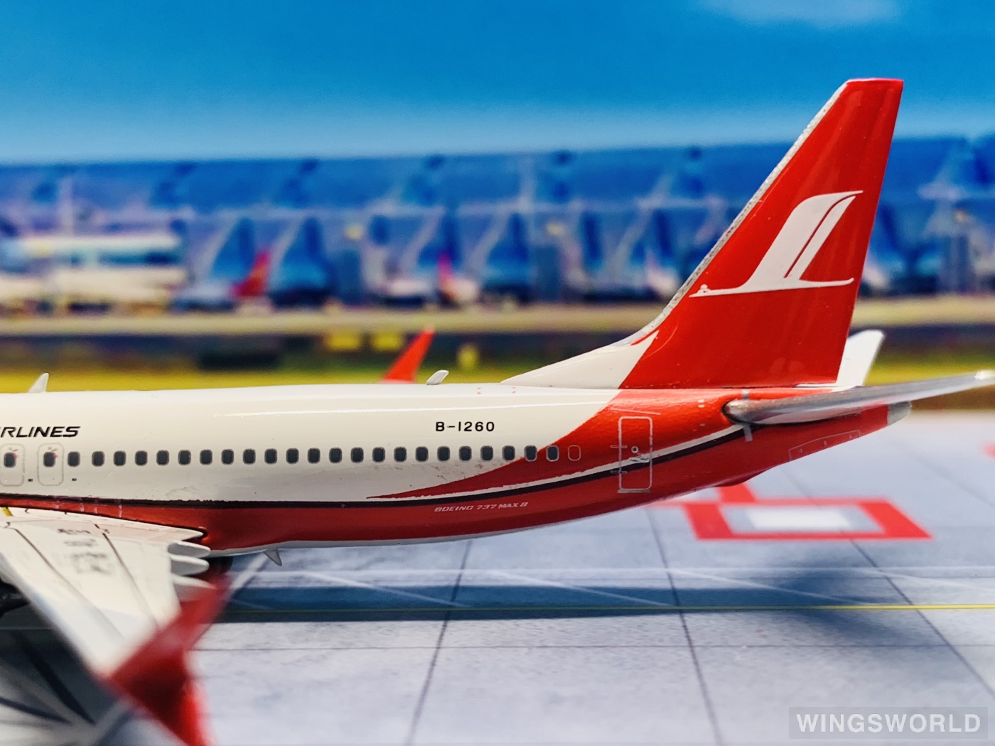 Phoenix 1:400 PH11461 Shanghai Airlines 上海航空 Boeing 737 MAX 8 B-1260