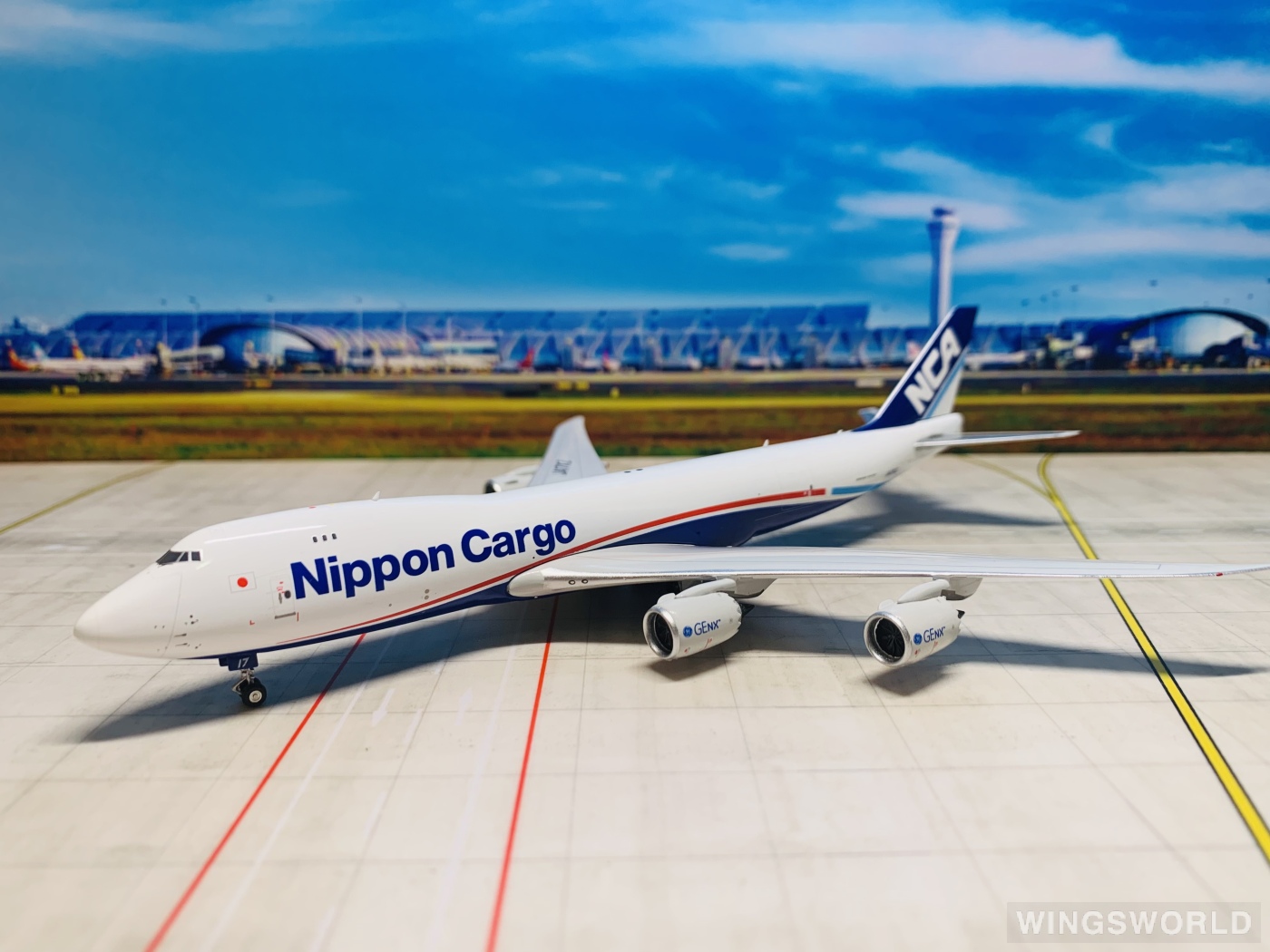 Phoenix 1:400 PH04477 Nippon Cargo Airlines 日本货物航空 Boeing 747-8F JA17KZ