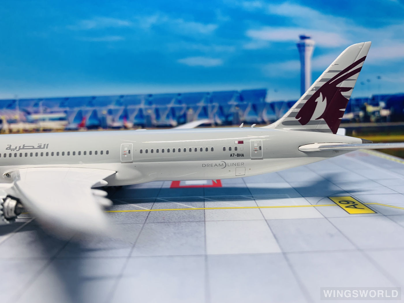 Phoenix 1:400 PH11612 Qatar 卡塔尔航空 Boeing 787-9 A7-BHA