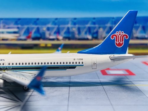 phoenix 1/400 中国南方航空 B787-8 phoenix 1/400 中国南方航空 B787-8 phoenix 1/400 中国南方航空
