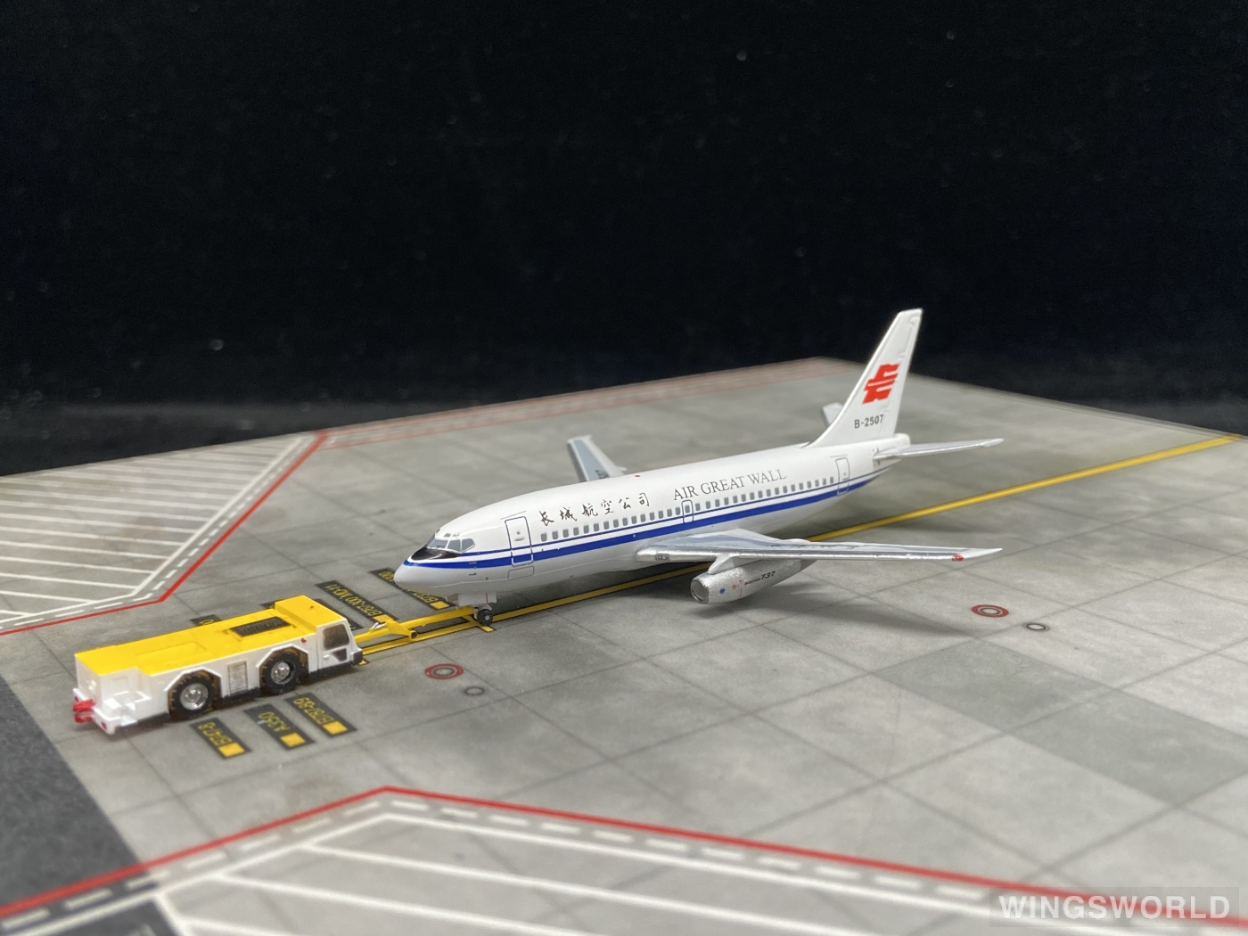 AeroClassics 1:400 AC411310 Great Wall Airlines 长城航空 Boeing 737-200 B-2507