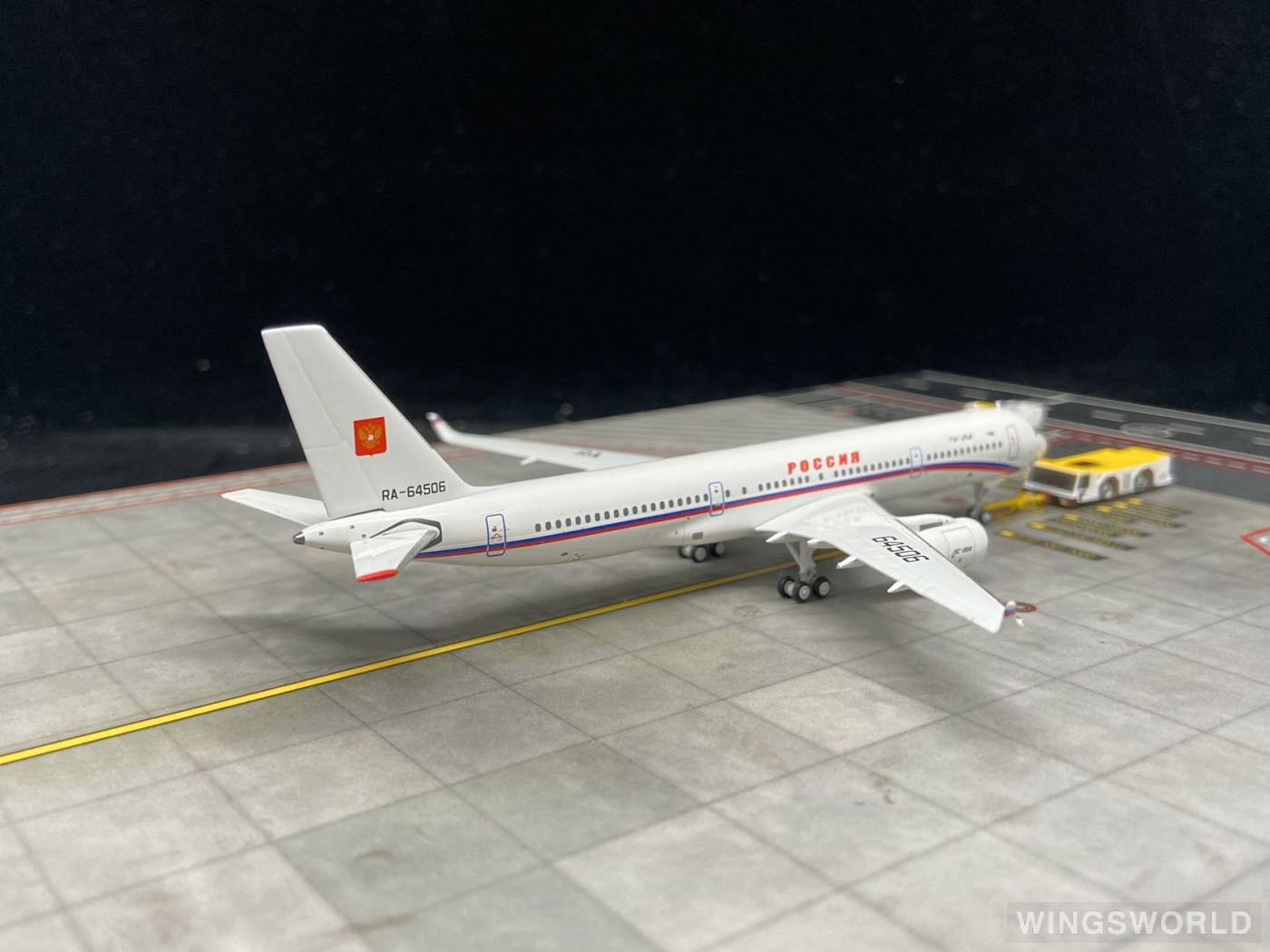 NGmodels 1:400 NG 40016 Rossiya Special Flight Detachment Tupolev TU-214 RA-64506