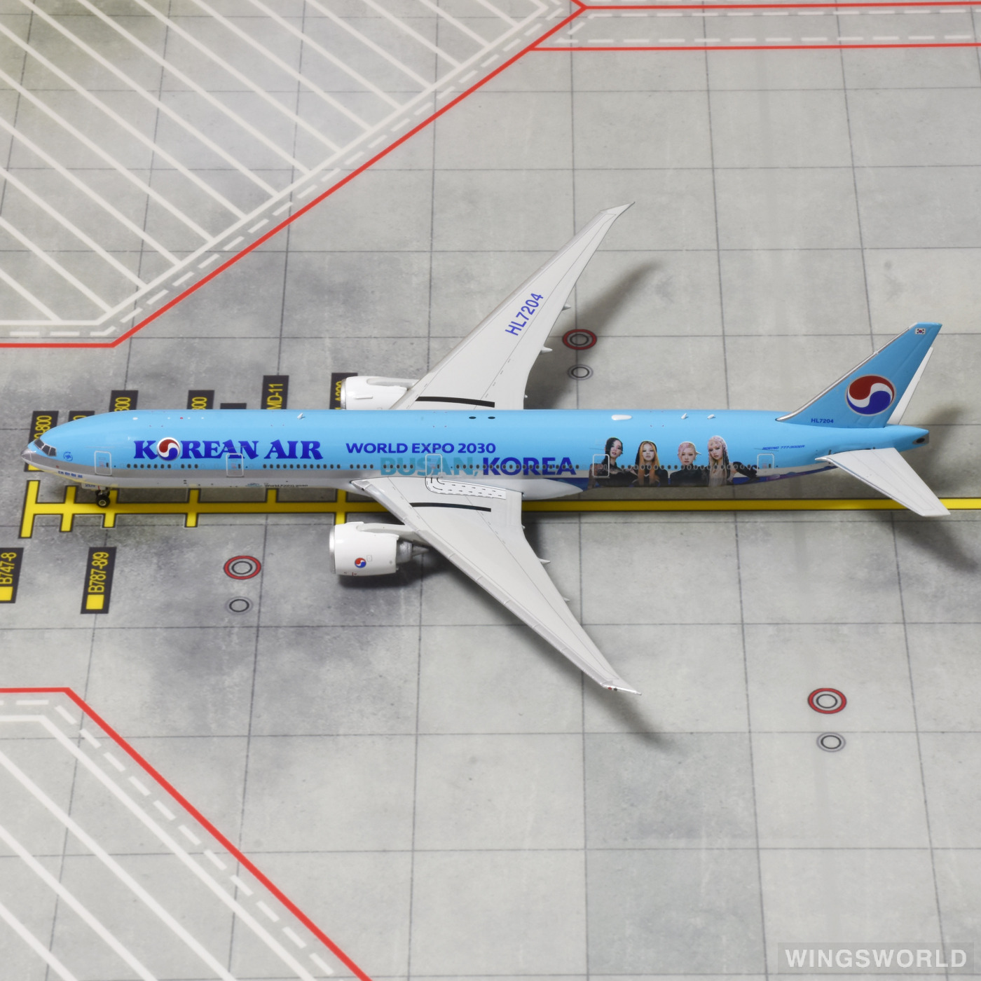 Phoenix 1:400 PH04562 Korean Air 大韩航空 Boeing 777-300ER HL7204