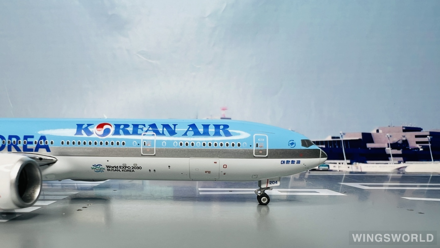 Phoenix 1:400 PH04562 Korean Air 大韩航空 Boeing 777-300ER HL7204