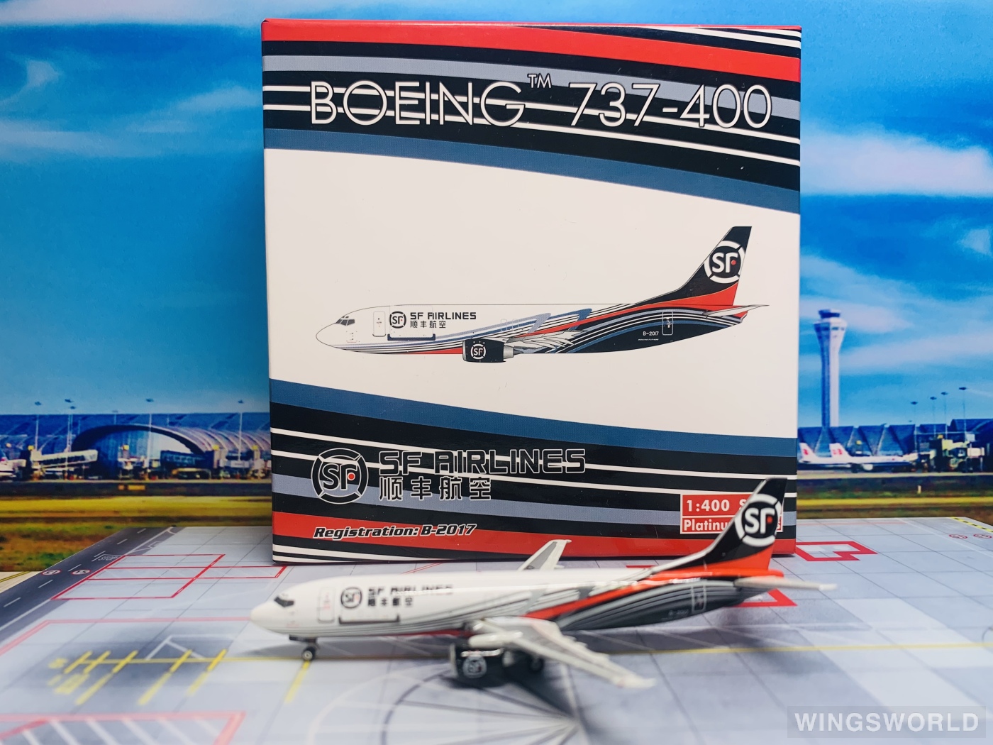 Phoenix 1:400 PH10786 SF Airlines 顺丰航空 Boeing 737-400 B-2017