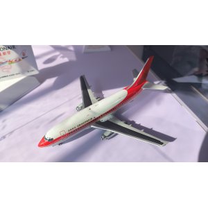 Dragonair 港龙航空 Boeing 737-200 VR-HKP  EW2732004 JC Wings 1:200