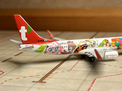TwayAir 德威航空 Boeing 737-800 HL8306  NG58166 NGmodels 1:400