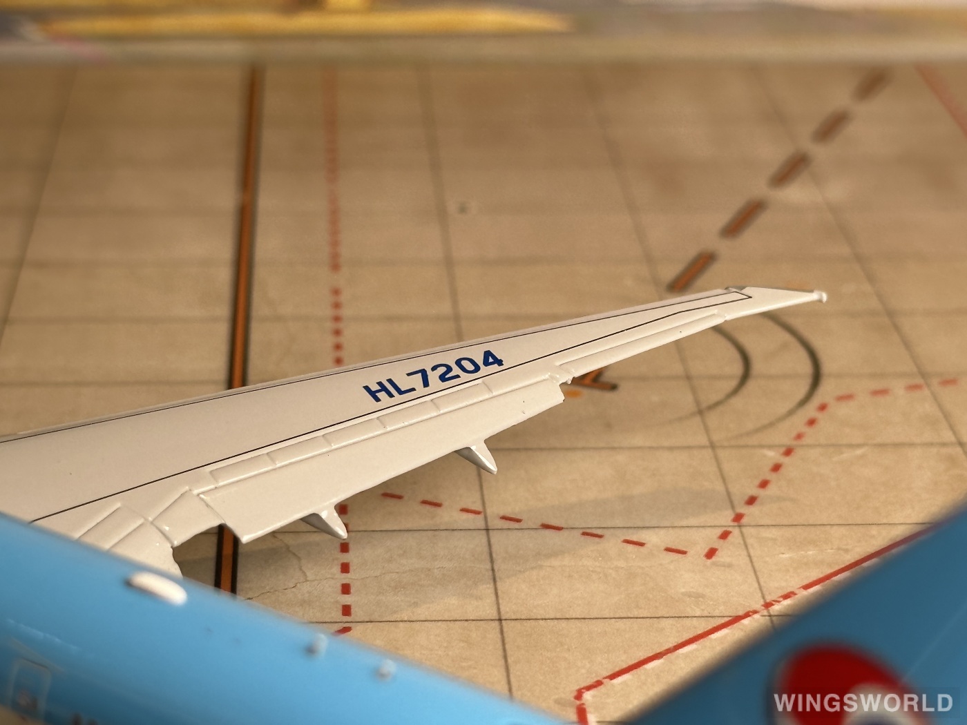 JC Wings 1:400 EW477W005A Korean Air 大韩航空 Boeing 777-300ER HL7204