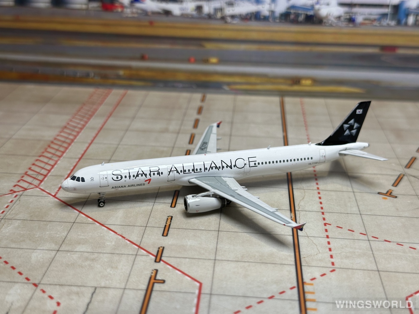 Phoenix 1:400 PH10827 Asiana 韩亚航空 Airbus A321 HL7730