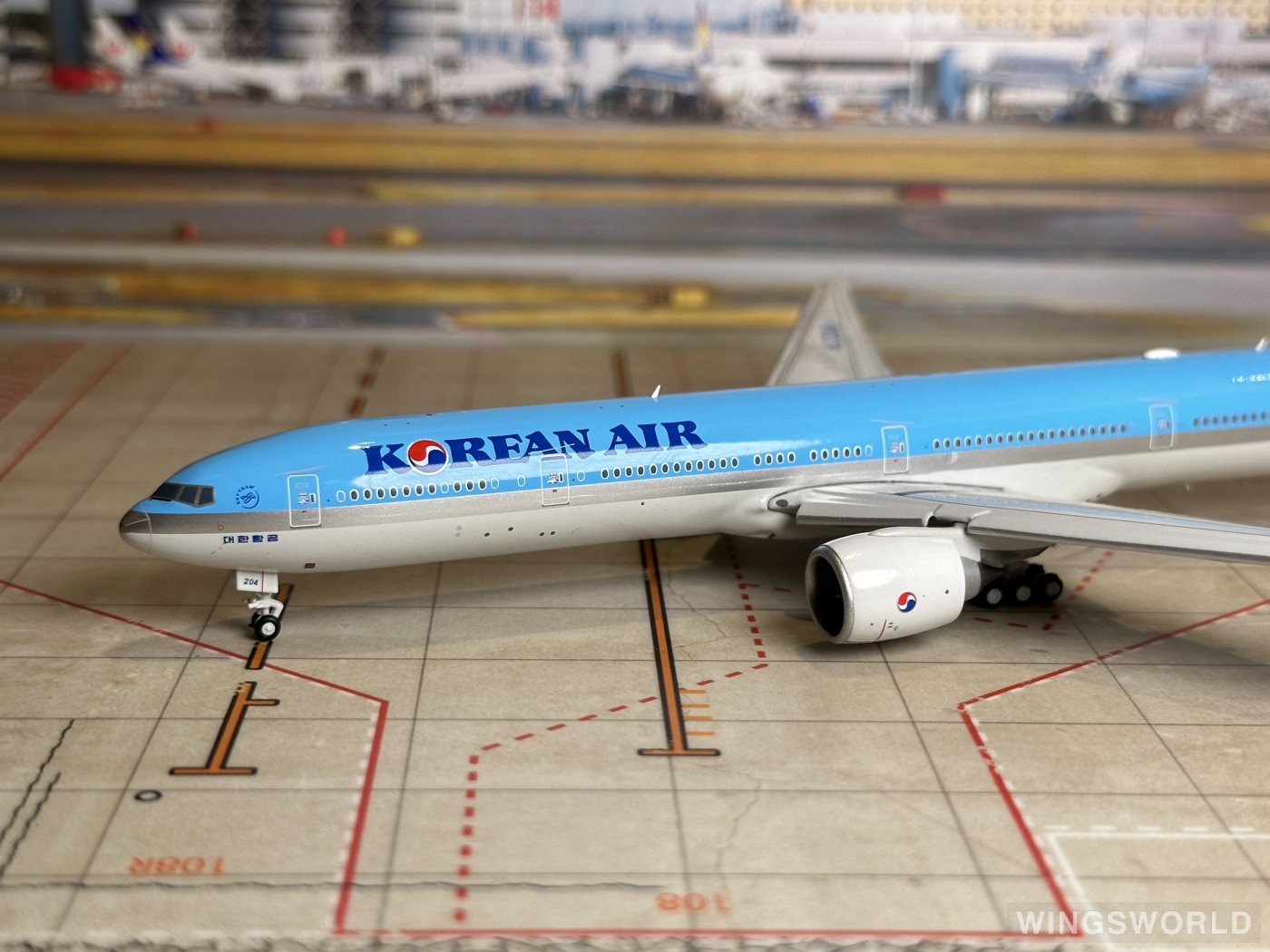 JC Wings 1:400 EW477W005A Korean Air 大韩航空 Boeing 777-300ER HL7204